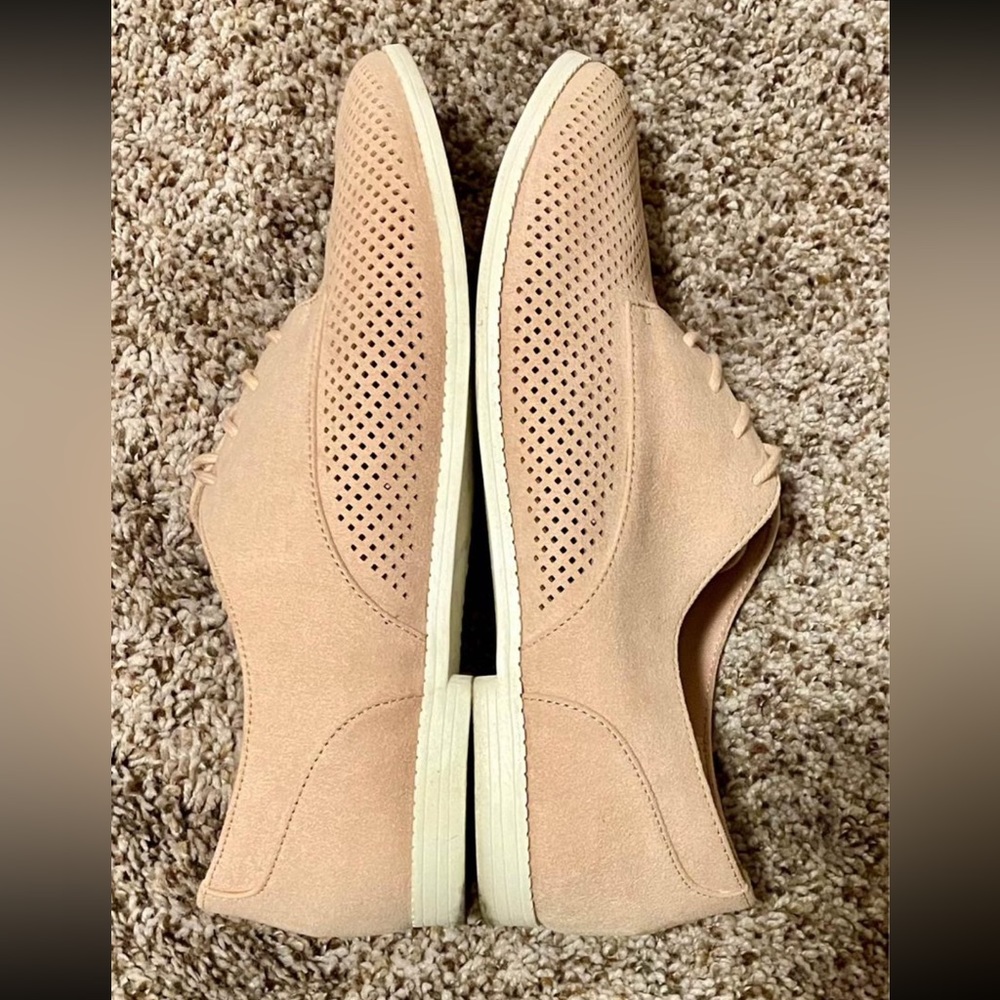 Kelly & Katie Pink Oxfords Size 7.5